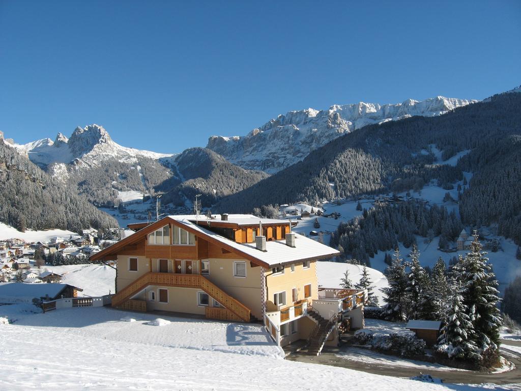 Apartments Etruska Gabriela Santa Cristina Val Gardena Exterior photo