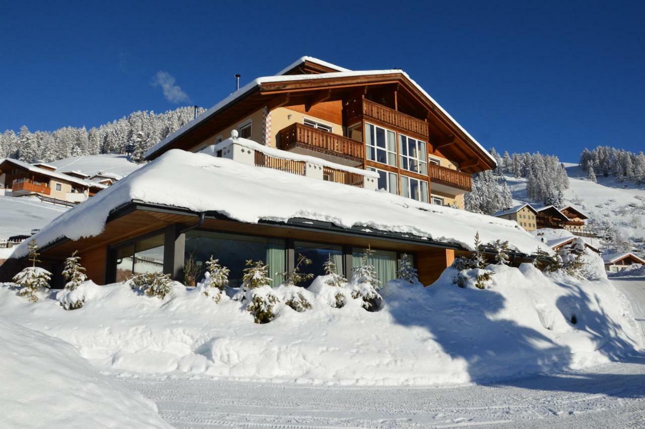 Apartments Etruska Gabriela Santa Cristina Val Gardena Exterior photo